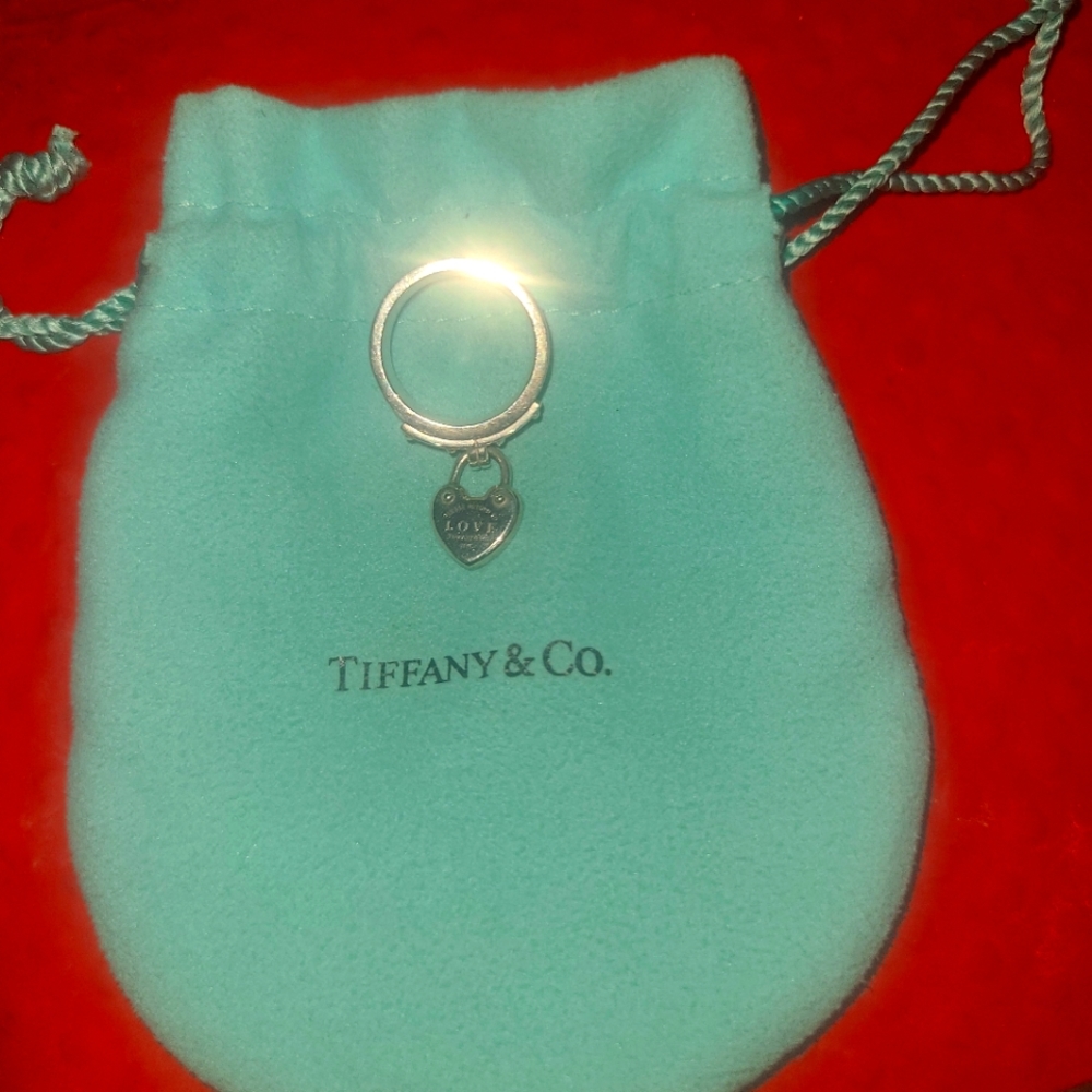Preloved Tiffany & Co. Return To Love Heart Tag Ring
